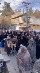 Crowds gather for memorial demonstration in Quetta streets