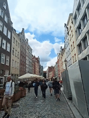 Strolling Gdańsk's Old Town streets, shops, and historic gateway