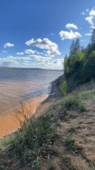 Witnesses capture peaceful waterside moments in Noviy, Russia