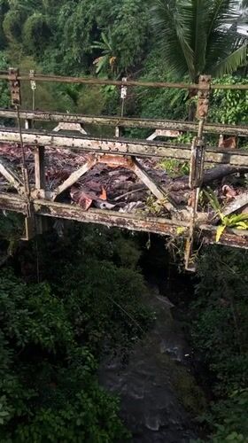 Ubud infrastructure and traditional hotel architecture exploration