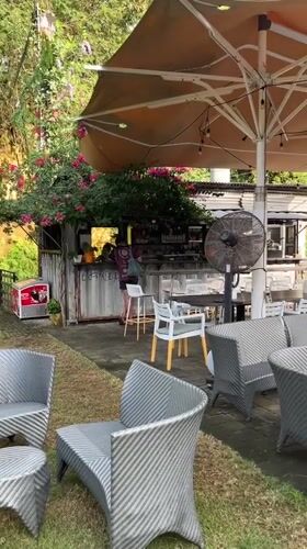 Horses roam freely through restaurant patios in Kuta Selatan
