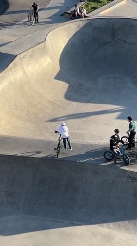 Afternoon recreation at Kazan skate park and river activities