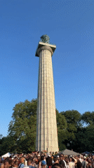 Outdoor music event draws crowd to Brooklyn monument park