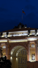 Evening tour captures Saint Petersburg landmarks during twilight hours