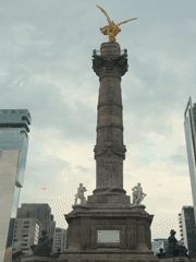 Angel of Independence monument documented by witnesses in Mexico City