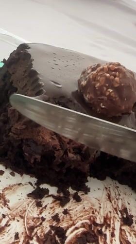 Chocolate cake with Ferrero Rocher documented in Alicante