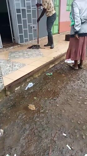 Morning cleanup effort tackles debris in Maua residential area