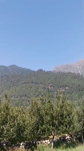 Mountain picnic scene documented in Barheta India