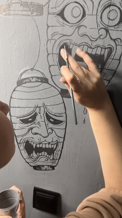 Artist creates Japanese-themed murals featuring dragons, demons in Saratov