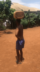 Man documented in extended physical activity session in tropical setting