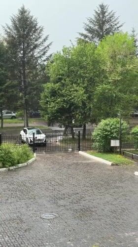 Hailstorm hits Birobidzhan as residents document weather and daily life