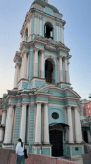 Moscow's iconic churches and Stalinist architecture documented in afternoon