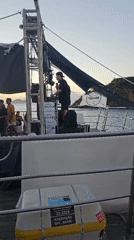 Sunset boat party draws crowds in Armação Dos Búzios