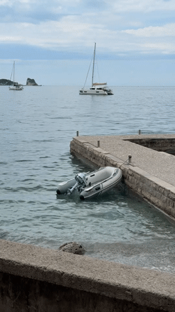 Recreational boats spotted in Budva waters Tuesday morning