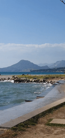 Coastal waves documented at Bar Montenegro waterfront