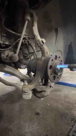Brake and wheel hub repair in a Blagoveshchensk garage