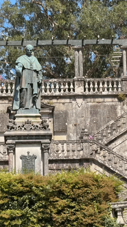 Casual afternoon moments documented across Santiago de Compostela