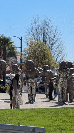 Routine street life documented in Vancouver's West End district