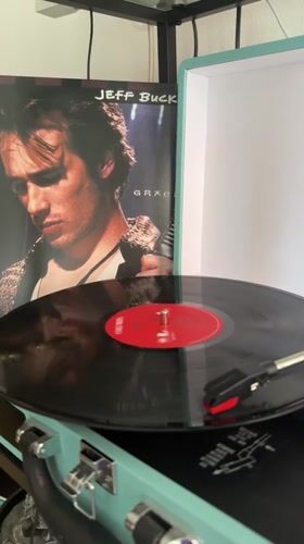 Vinyl spinning and quiet moments in a Barcelona apartment