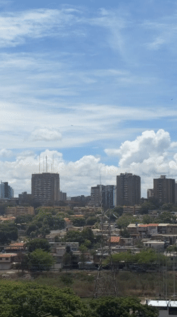 Rapid weather change captured over Ciudad Guayana apartment buildings