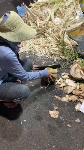 Vietnamese street food scenes documented across Binh Thuan wards