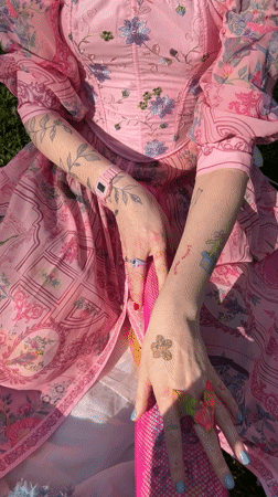 People enjoying sunny afternoon in Belgrade parks wearing colorful spring attire