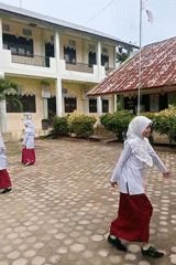School day activities in Keudekrueng, Indonesia