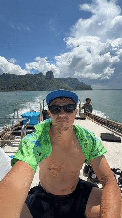 Boat trip through Ban Ao Nang waters