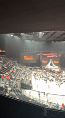 Large concert draws packed crowd at Milan arena