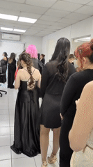 Beauty salon session documented in Providencia, Chile