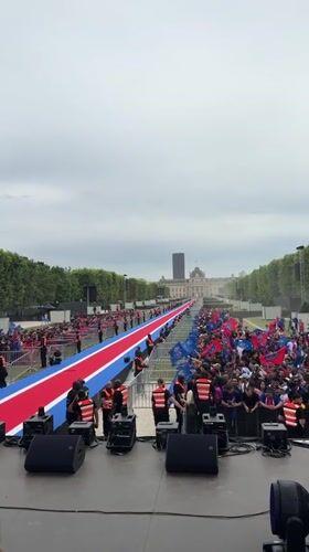 PSG fans gather for team event with DJ performance