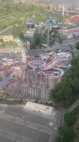 Cable car ride captured over La Paz amusement park