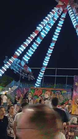 Konyaaltı amusement park comes alive at dusk