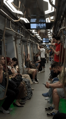 Morning commute and construction activity documented in Moscow