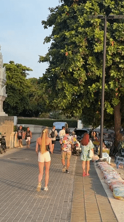 Routine beachfront activity captured along Pattaya coastline