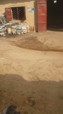 Daily life documented in Gura Top Nigeria streets