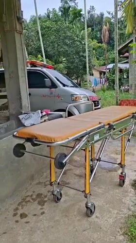 Ambulance washdown and cattle pens in Lhokseumawe, Indonesia