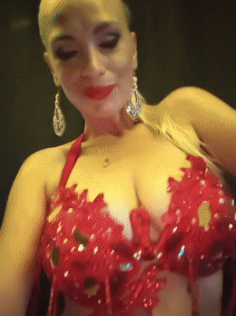 Late-night dancing and socializing at a Kuşadası venue