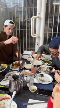 Friday morning leisure activities documented across Tel Aviv