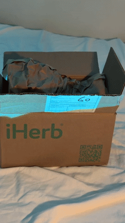 Tel Aviv resident captures package unboxing, text graphics evening