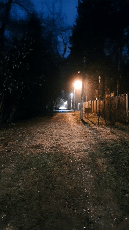 Nighttime pathway documented in Kratovo, Russia