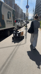 Delivery robot spotted on Russian street