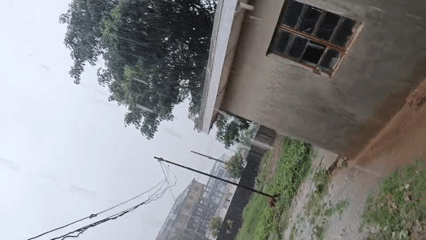 Heavy rainstorm hits Shaba Nigeria creating muddy conditions
