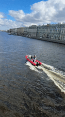 Red speedboat with three passengers spotted on Saint Petersburg river