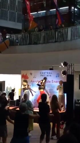 Aerobics class draws participants to Central Pattaya shopping mall