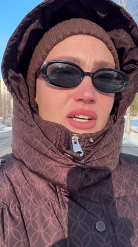 Person films winter moments in Surgut, Russia