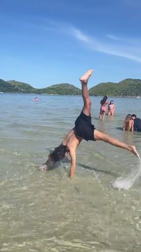 Beach recreation activity observed in Cabo Frio waters