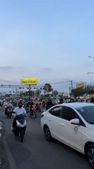 Routine street life documented in Thủ Đức, Vietnam
