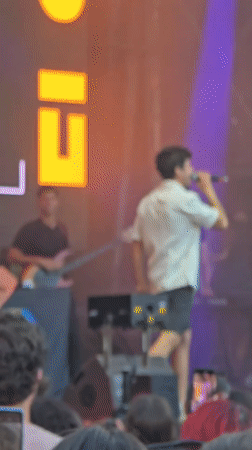 Outdoor music festival draws crowds in Cornellà de Llobregat