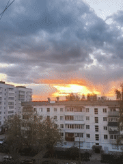Sunset cityscape captured in Chaikovsky, Russia